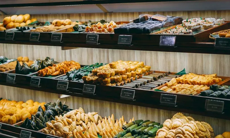 Kuliner dan oleh-oleh khas